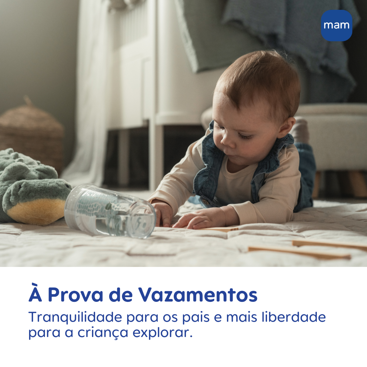 Copo de Transição 360° MAM Fácil de Beber 290ml 8+ Meses Com Tampa Verde